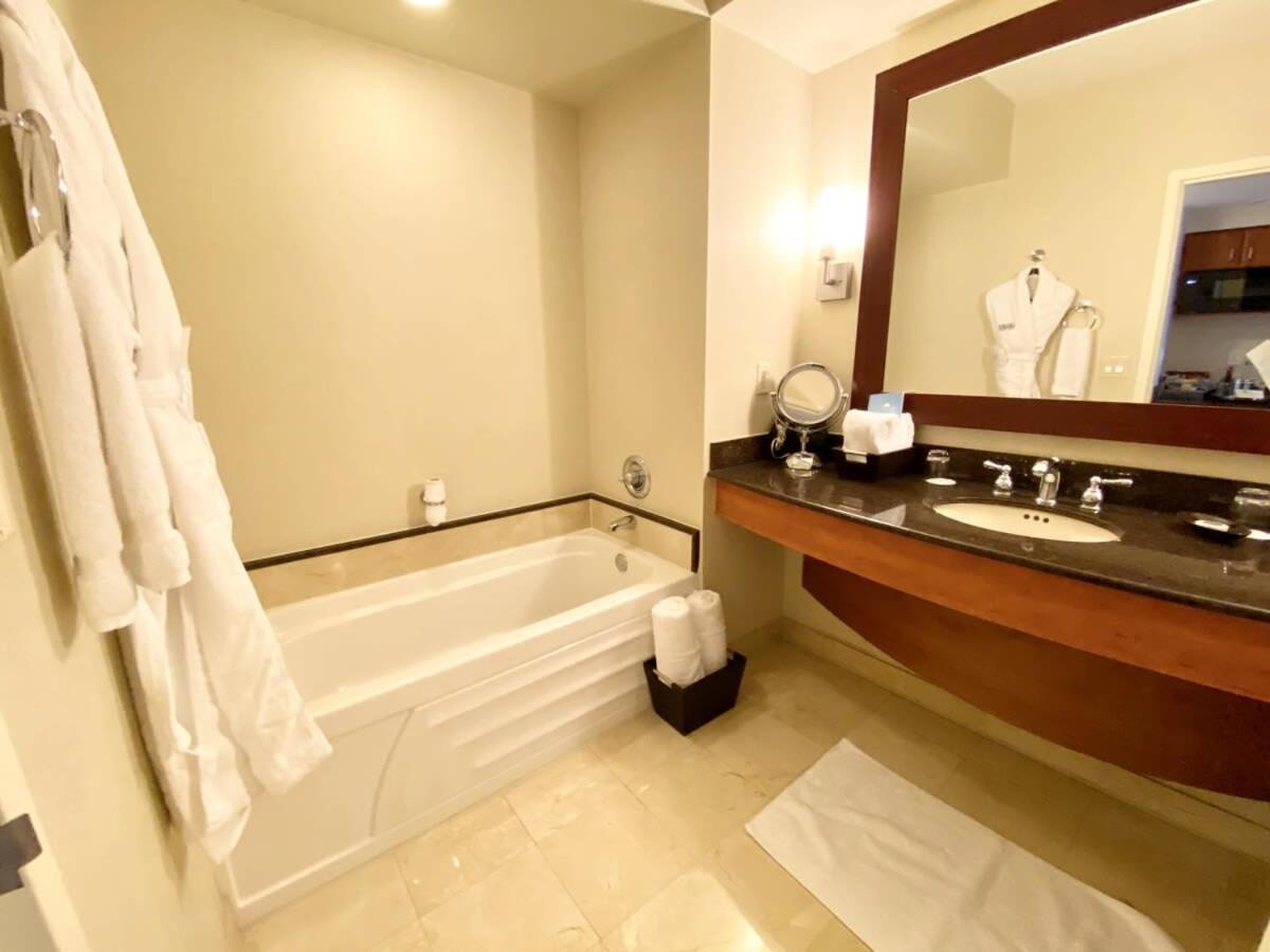 Trump International Resort By Zen Vacation Rentals Miami Beach Esterno foto