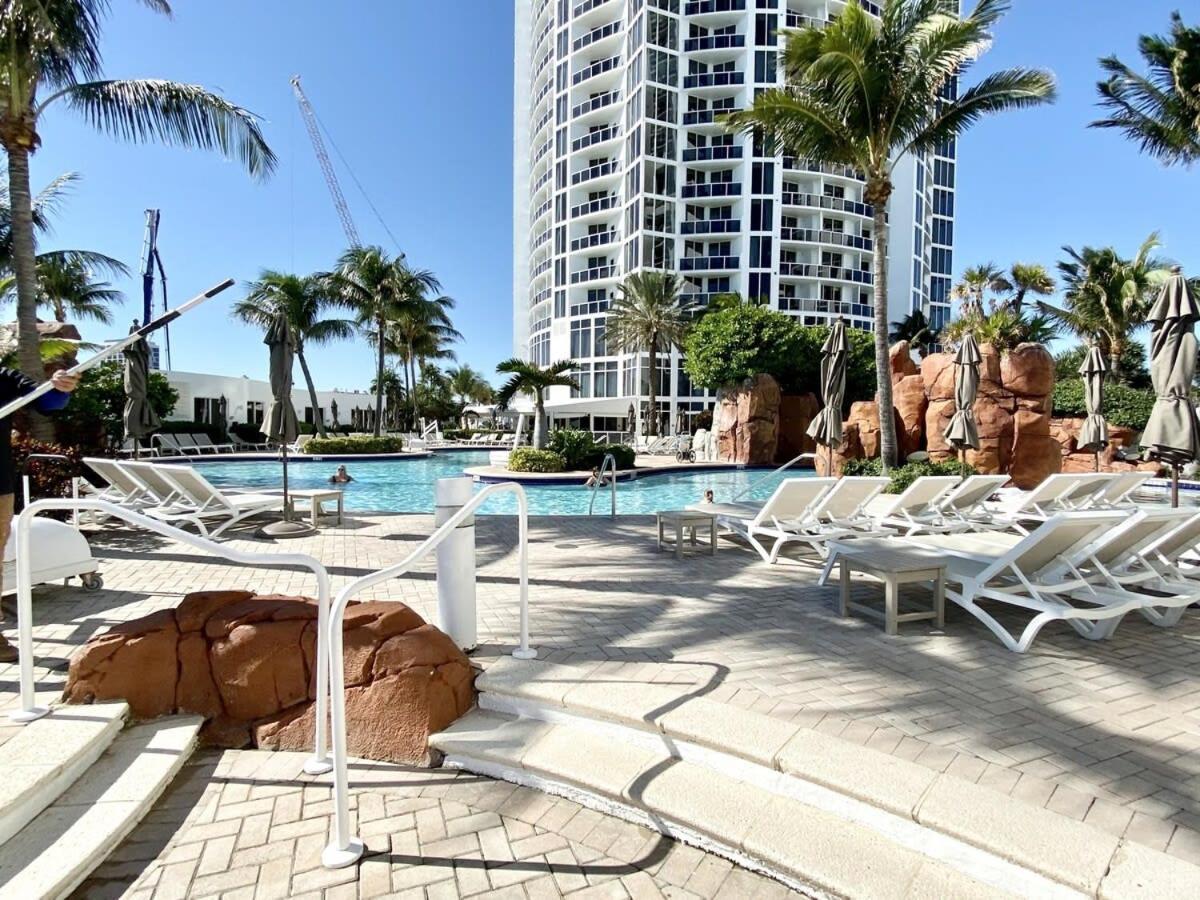 Trump International Resort By Zen Vacation Rentals Miami Beach Esterno foto
