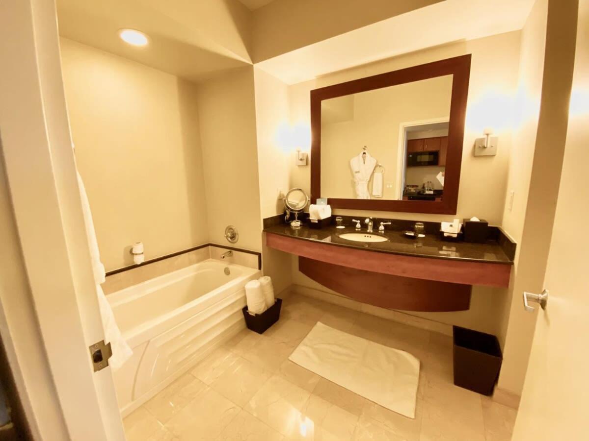 Trump International Resort By Zen Vacation Rentals Miami Beach Esterno foto