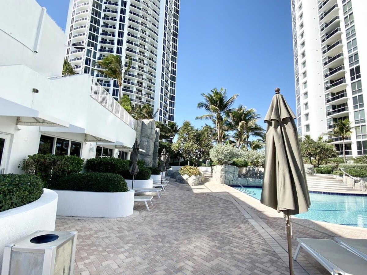 Trump International Resort By Zen Vacation Rentals Miami Beach Esterno foto